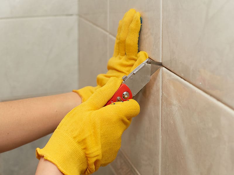 Removing Old Grout 