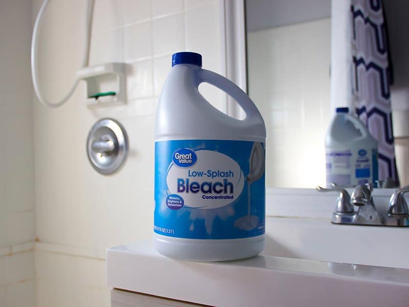 Bleach To Wash Your White Clothes